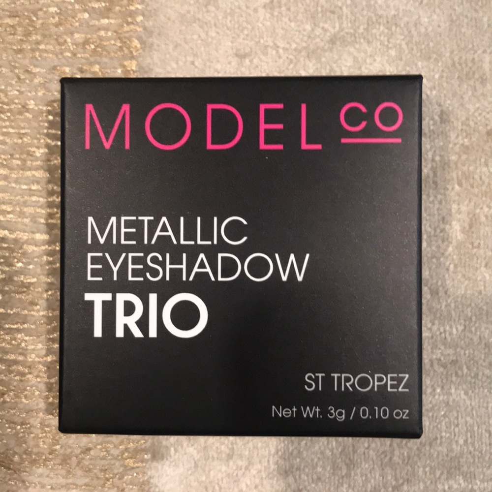 🆕 Metallic Eyeshadow Trio